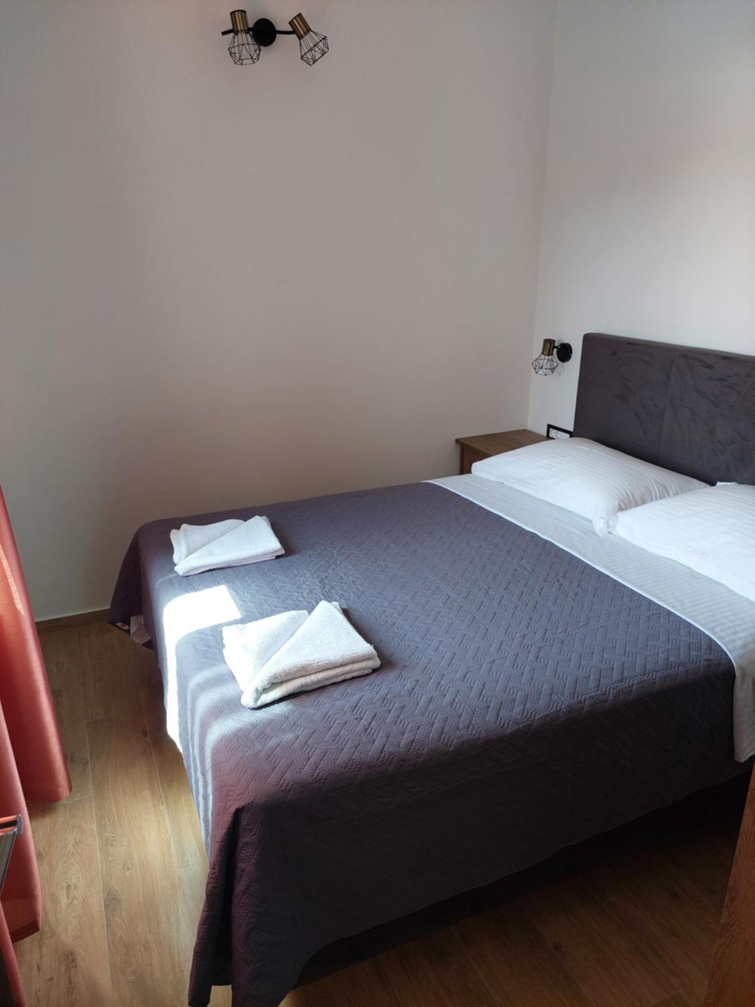 Apartmani Karla Paklenica ستاريغغاد باكلينتسا المظهر الخارجي الصورة