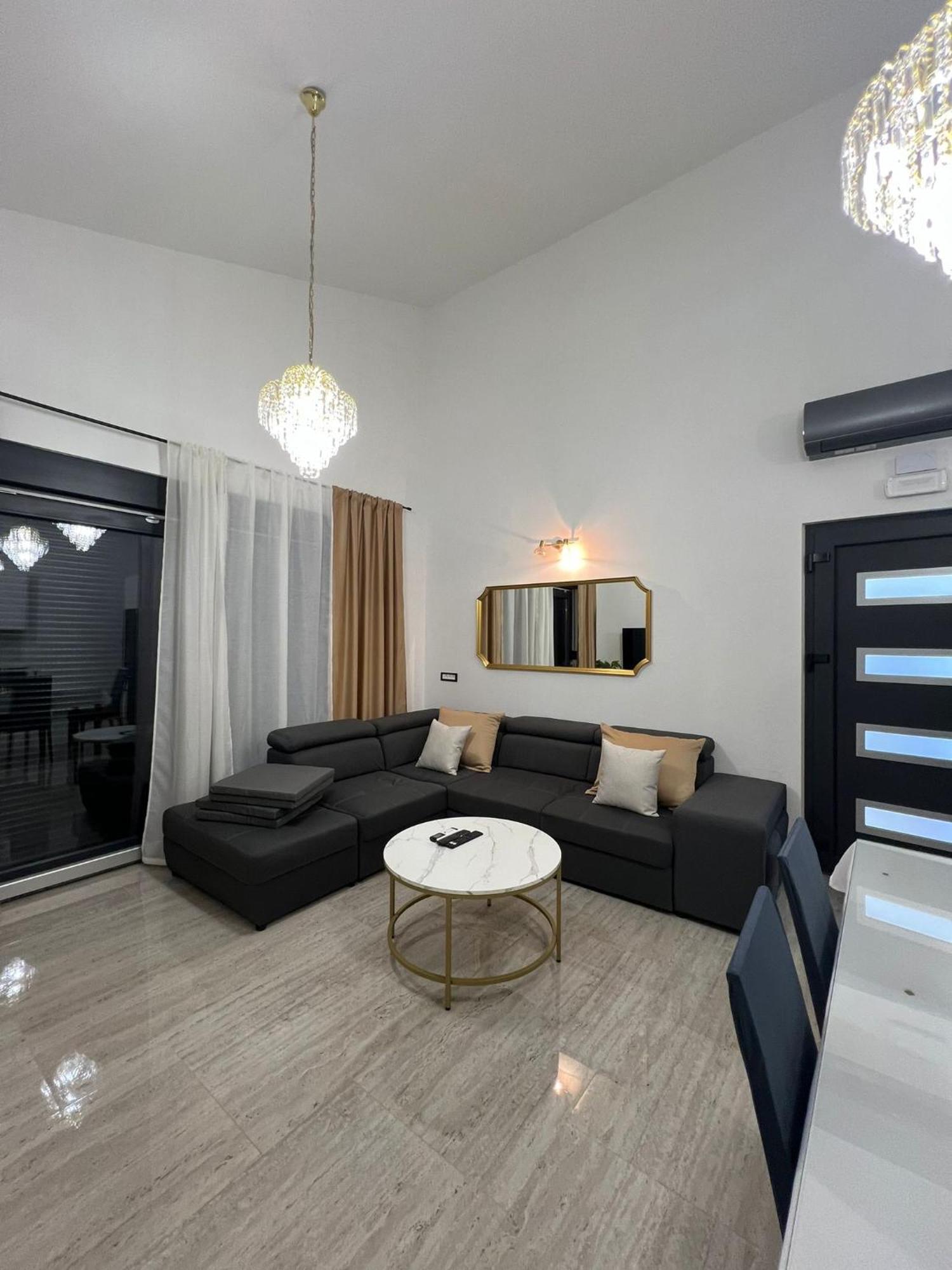 Apartmani Karla Paklenica ستاريغغاد باكلينتسا المظهر الخارجي الصورة